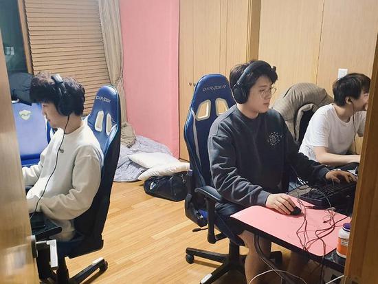 王者荣耀澜英雄连招出装详解与模型展示